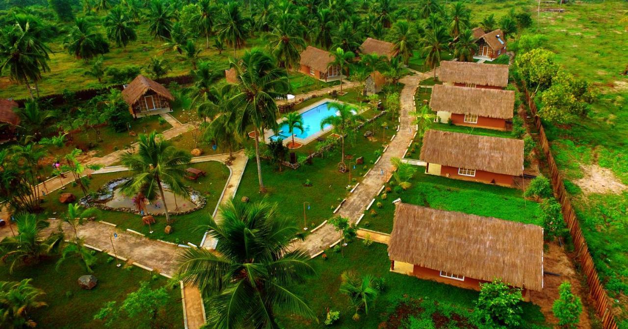 Coco Village Hotel Chilaw Bangadeniya Dış mekan fotoğraf